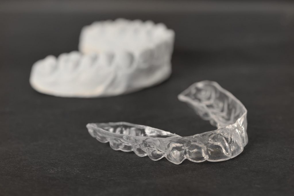 tooth brackets transparent braces